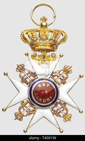 Ordre de Saint Olaf, 1er modèle (1847-1906), croix d'officier civil, en or, diamètre 57 x 43mm, quelques cheveux, un éclat sur une branche au revers, manque le ruban, Additional-Rights-Clearance-Info-Not-Available Stock Photo