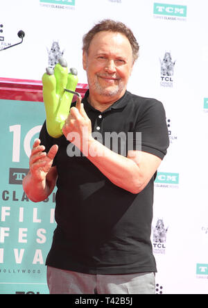 Hollywood, California, USA. 12th Apr, 2019. Billy Crystal at the TCM event honoring Billy Crystal in honor of the 2019 TCM Classic Film Festival at the TCL Chinese Theatre IMAX on April 12, 2019. Credit: Faye Sadou/Media Punch/Alamy Live News Stock Photo