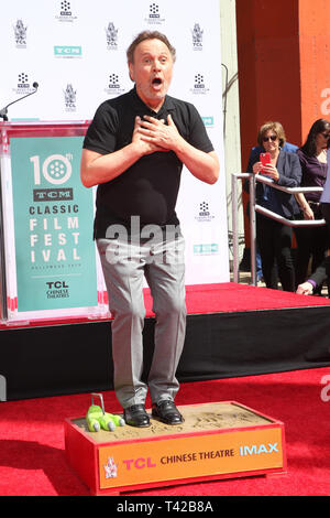 Hollywood, California, USA. 12th Apr, 2019. Billy Crystal at the TCM event honoring Billy Crystal in honor of the 2019 TCM Classic Film Festival at the TCL Chinese Theatre IMAX on April 12, 2019. Credit: Faye Sadou/Media Punch/Alamy Live News Stock Photo