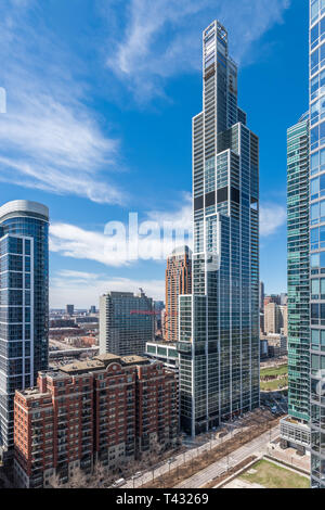 NEMA Chicago, highrise residential building under construction Stock Photo