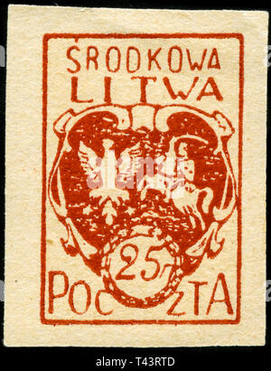 Postage stamp from the former state of Central Lithuania in the The coat of arms of Central Lithuania series issued in 1920 Stock Photo