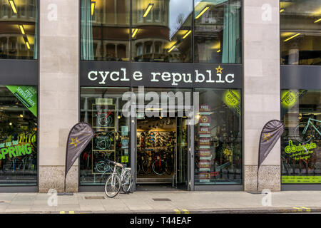 West End of London. Cycle Republic 