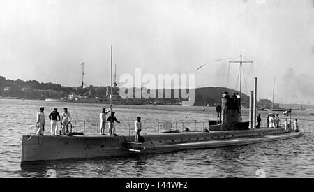 Kaiserliche Marine / Imperial German Navy - Uboot / U-Boot / Submarine SM U 9 Stock Photo