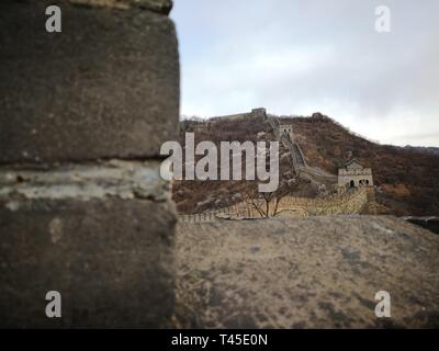 Beijing, China. 11th Apr, 2019. Photo taken on April 11, 2019 shows the scenery of the Mutianyu Great Wall in Beijing, capital of China. Credit: Zhang Chenlin/Xinhua/Alamy Live News Stock Photo