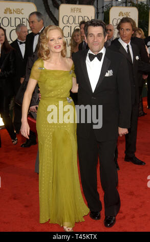 LOS ANGELES, CA. January 19, 2003: MARG HELGENBERGER & husband ALAN ROSENBERG at the Golden Globe Awards at the Beverly Hills Hilton Hotel.   © Paul Smith / Featureflash Stock Photo