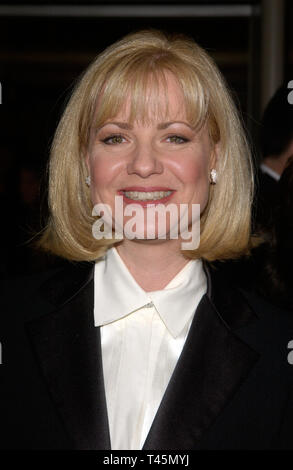 BONNIE HUNT 29TH PEOPLE'S CHOICE AWARDS ARRIVALS PASADENA CIVIC