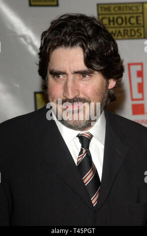 LOS ANGELES, CA. January 17, 2003: Actor ALFRED MOLINA at the Broadcast Film Critics 8th Annual Critics' Choice Awards at the Beverly Hills Hotel. © Paul Smith / Featureflash Stock Photo