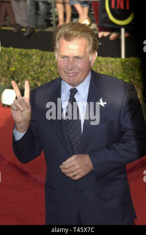 LOS ANGELES, CA. March 09, 2003: MARTIN SHEEN at the 9th Annual SCREEN ACTORS GUILD AWARDS in Los Angeles. © Paul Smith / Featureflash Stock Photo