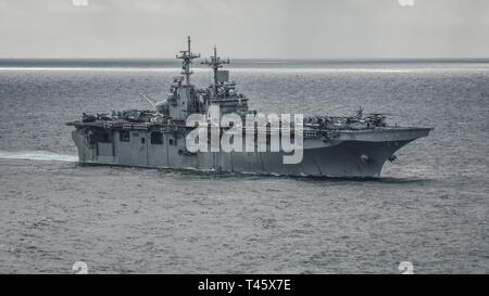 PACIFIC OCEAN (Feb. 20, 2019) The amphibious assault ship USS Boxer ...