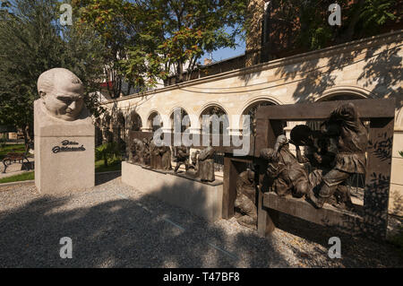 Azerbaijan, Baku, Old City (Icari Seher),  Market Square, memorial Stock Photo