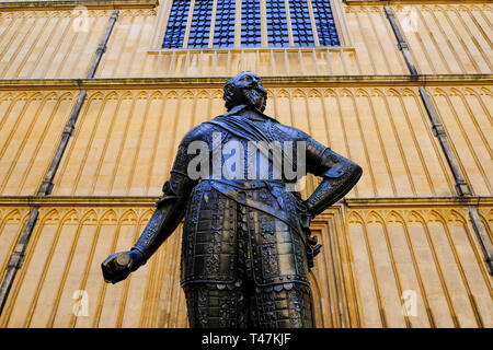 The Statue of William Herbert, the 3rd Earl of Pembroke in the Old Schools' Quad Courtyard at the Bodleian Library at Oxford University, Stock Photo