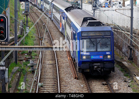 A SNCF Transilien Z 20503 suburban train approaching Javel station in Paris, France Stock Photo