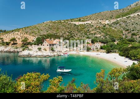 Dubovica bay, turquoise water and beach, island of Hvar, Adriatic Sea, Dalmatia, Croatia Stock Photo