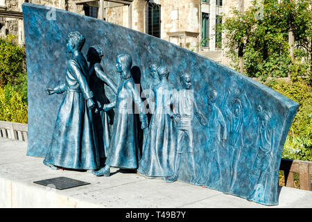 Christ’s Hospital School Monument, Christ Church Greyfriars, Newgate Street, London Stock Photo