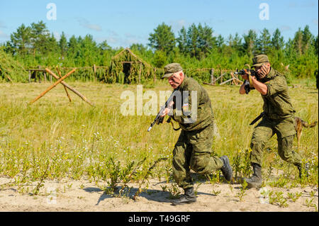 Tyumen, Russia - July 1, 2017: Race of Heroes project on the ground of the highest military and engineering school. Show of special troops warriors Stock Photo