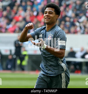 Dusseldorf, Germany. 14th Apr, 2019. Serge Gnabry of Bayern Munich celebrates after scoring during the Bundesliga match between FC Bayern Munich and Fortuna Dusseldorf 1895 in Dusseldorf, Germany, April 14, 2019. Munich won 4-1. Credit: Ulrich Hufnagel/Xinhua/Alamy Live News Stock Photo