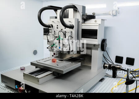 Tel Aviv, Israel. 15th April, 2019. A 3D printer is in the process of printing a human heart. Tel Aviv University researchers have printed the world’s first 3D vascularised engineered heart including cells, blood vessels, ventricles and chambers using a patient’s own cells and biological materials. Until now, scientists in regenerative medicine have been successful in printing only simple tissues without blood vessels. Scientists in the laboratory of Prof. Credit: Nir Alon/Ģ����ý Live News Stock Photo