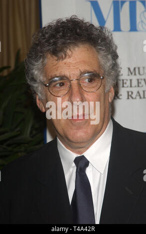LOS ANGELES, CA. November 10, 2003: Actor ELLIOTT GOULD at the Museum of Television & Radio Gala, in Beverly Hills.