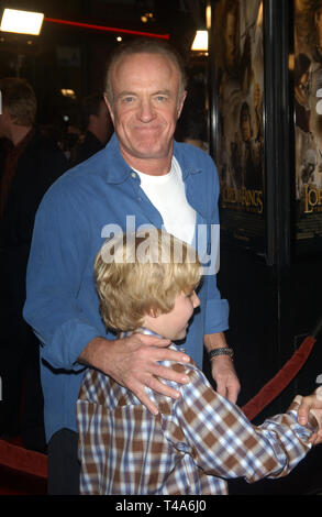 LOS ANGELES, CA. December 03, 2003: JAMES CAAN & son at the USA premiere of The Lord of the Rings: The Return of the King, in Los Angeles. Stock Photo