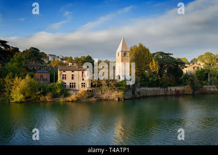 Autumn in the 9th arrondissement of Lyon: the green island Ile Barbe in the Saone Stock Photo