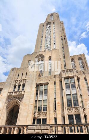 PITTSBURGH, USA - JUNE 30, 2013: Cathedral of Learning building view in Pittsburgh. The main building of University of Pittsburgh is 535 ft tall and i Stock Photo