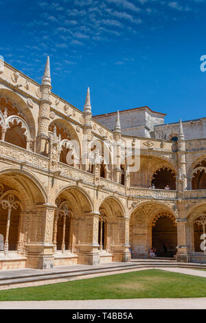 Innenhof, Kloster Mosteiro dos Jeronimos, Belem, Lissabon, Portugal Stock Photo