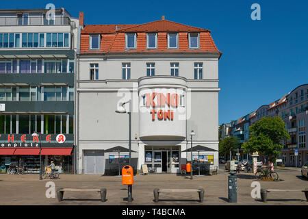 Kino Toni, Max-Steinke-Strasse, Weissensee, Berlin, Deutschland Stock Photo
