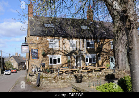 The Butchers Arms,public house,  Whittall Street, King's Sutton. Northamptonshire Stock Photo
