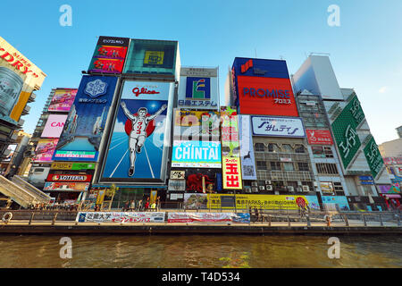 Glico Man advertising poster of a running man, Osaka, Japan Stock Photo