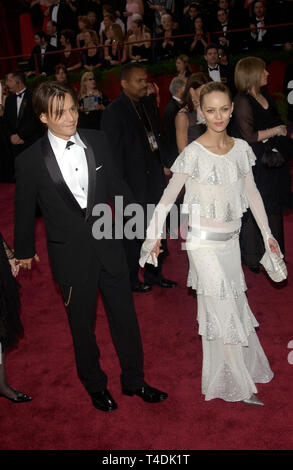 Johnny Depp Oscars 2004 Stock Photo Alamy