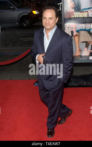 LOS ANGELES, CA. April 07, 2004: Actor KEVIN POLLAK at the world premiere, in Hollywood, of his new movie The Whole Ten Yards. Stock Photo