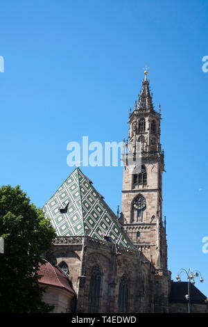 The tower of  the Duomo Dom Maria Himmelfahrt rom Piazza Walther von de Vogelweide Bolzano Dolomites South Tyrol Italy Stock Photo
