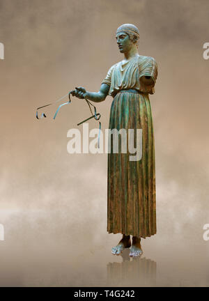 The Charioteer of Delphi, one of the best known ancient Greek statues ...