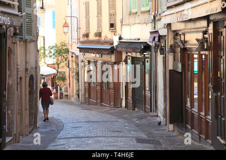 Le Suquet, Old Town, Cannes, Alpes Maritimes, Cote d'Azur, Provence, French Riviera, France, Europe Stock Photo