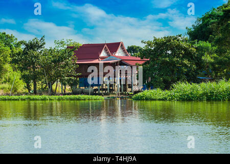 House on the river Nakhon Chai Si Stock Photo