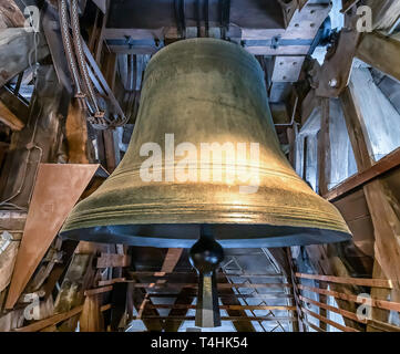 Emmanuel, the bell in the bell tower of Notre Dame de Paris Stock Photo ...