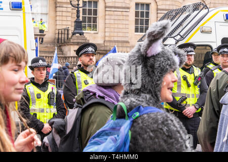 Edinburgh, Scotland. 16th April, 2019. Climate Change protestors block North Bridge in Edinburgh at rush hour. Extinction Rebellion activists were met Stock Photo