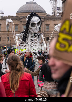 Edinburgh, Scotland. 16th April, 2019. Climate Change protestors block North Bridge in Edinburgh at rush hour. Extinction Rebellion activists were met Stock Photo