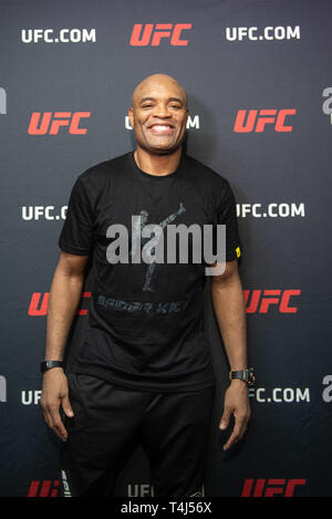 Rio De Janeiro, Brazil. 17th Apr, 2019. UFC® promotes a media day with former middleweight champion Anderson Silva at the Cesario Boxing School in Recreio dos Bandeirantes, Rio de Janeiro. Credit: Cristiane Mota/FotoArena/Alamy Live News Stock Photo