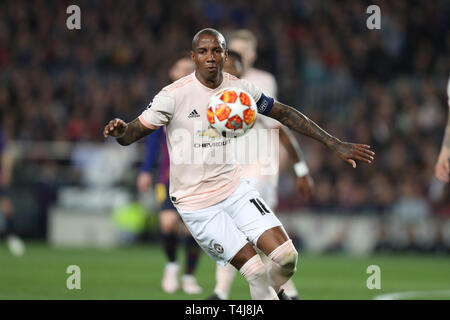 Barcelona, Catalonia, Spain. 16th Apr, 2019. April 16, 2019 - Barcelona - Spain - Ashley Young of Manchester United during the UEFA Champions League, quarter-finals, 2nd leg football match between FC Barcelona and Manchester United FC on April 16, 2019 at Camp Nou stadium in Barcelona, Spain Credit: Manuel Blondeau/ZUMA Wire/Alamy Live News Stock Photo