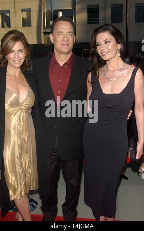 LOS ANGELES, CA. June 09, 2004: TOM HANKS & wife RITA WILSON (left) with CATHERINE ZETA-JONES at the Los Angeles premiere of their new movie The Terminal. Stock Photo