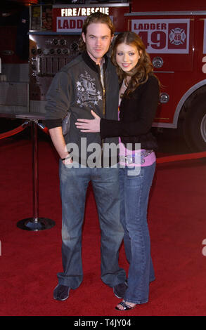 SHAWN ASHMORE & MICHELLE TRACHTENBERG LADDER 49 WORLD FILM PREMIERE