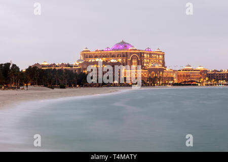 ABU DHABI, UNITED ARAB EMIRATES - April 13, 2019: The Emirates Palace Kempinski hotel.  ( Ryan Carter ) Stock Photo