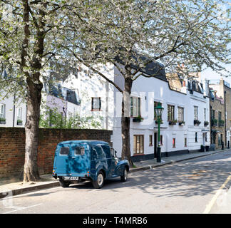 1971 Morris 8 CWT Van parked in Kynance Mews, South Kensington, SW7, London. England Stock Photo