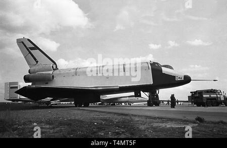 Moscow, the Russian space shuttle Buran Stock Photo - Alamy