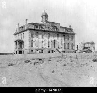 California History - Ladies' Protection and Relief Society Bldg., Franklin St., San Francisco ca. 1866 Stock Photo
