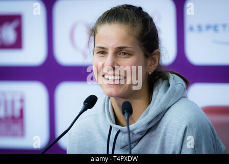 DOHA, QATAR - FEBRUARY 13 : Julia Goerges of Germany at the 2018 Qatar Total Open WTA Premier tennis tournament Stock Photo