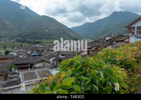 Elevated view of a Traditional town of Shigu, Yulong County, Yunnan, China Stock Photo