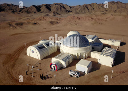 Jinchang. 17th Apr, 2019. Aerial photo taken on April 17, 2019 shows a view of the simulated 'Mars Base 1 Camp' in Jinchang City of northwest China's Gansu Province. The simulated Mars base opened Wednesday in Gansu, aiming to popularize science and boost interest in space exploration. Credit: Fan Peishen/Xinhua/Alamy Live News Stock Photo