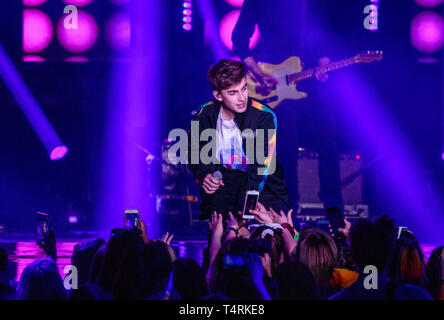 Tacoma, Washington, USA. 18th Apr, 2019. Singer Johnny Orlando performs during WE Day: Washington at The Tacoma Dome on April 18th, 2019 in Tacoma, Washington. Photo: Xander Deccio/ImageSPACE/MediaPunch Credit: MediaPunch Inc/Alamy Live News Stock Photo